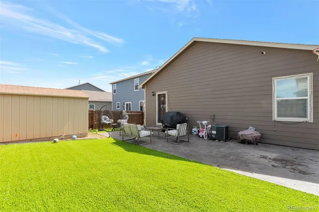 $2,300 | 47517 Clover Avenue, Bennett, CO 80102