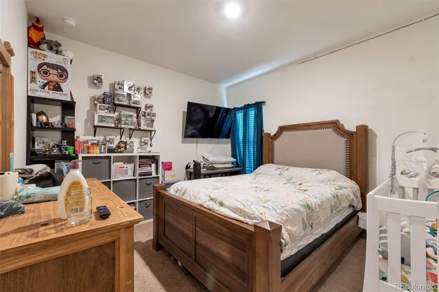 $2,300 | 47517 Clover Avenue, Bennett, CO 80102