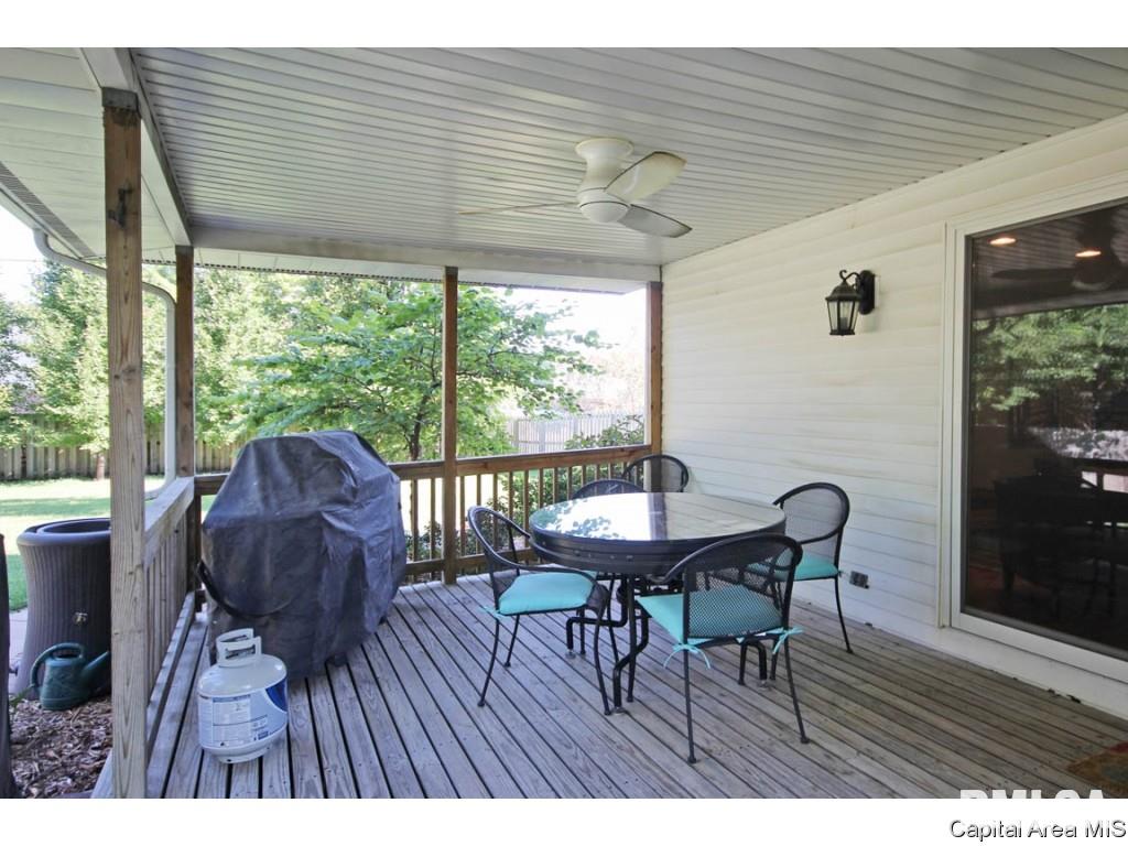 1301 Merion Drive Springfield, IL 62704 - Photo 32 of 35