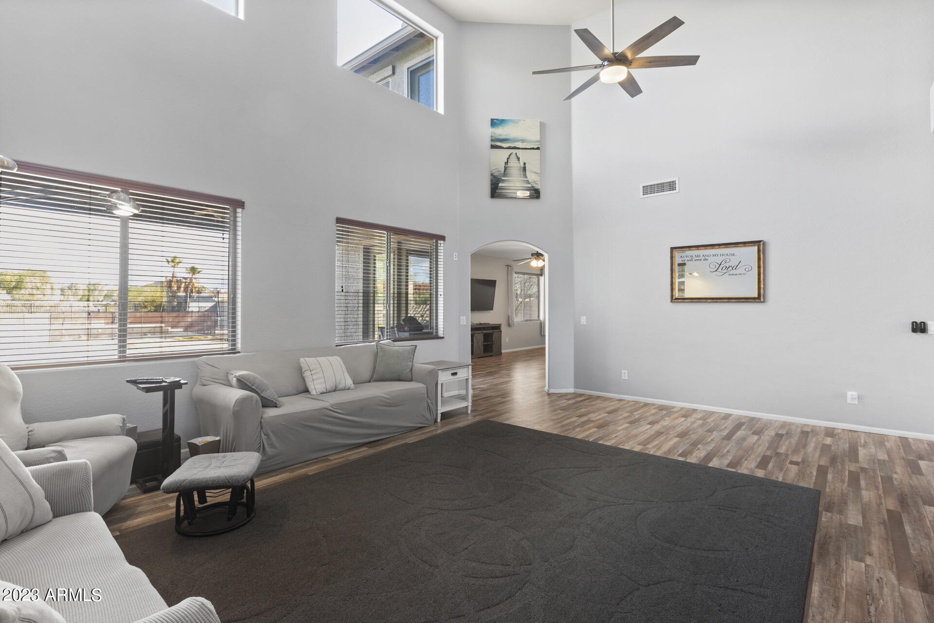 2550 East Ridge Creek Road Phoenix, AZ 85024 - Photo 9 of 48 ChaseCapture-9