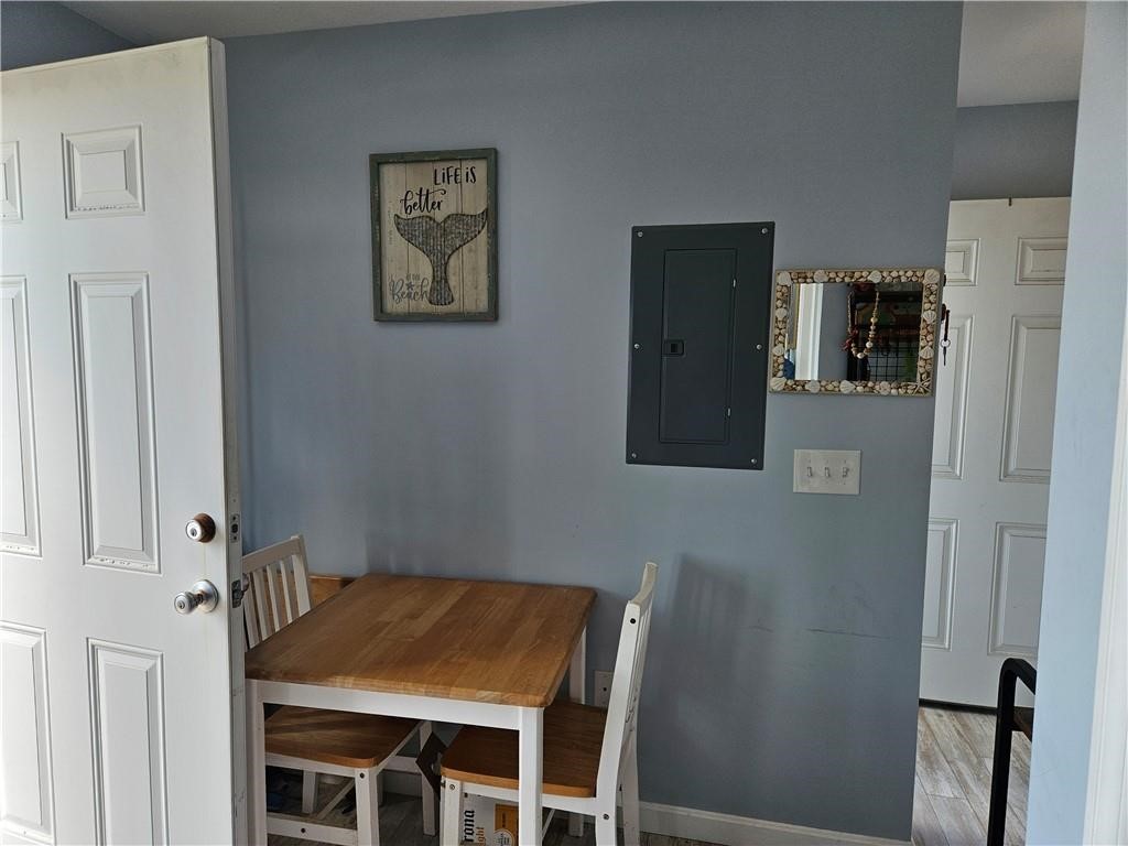 854 Matunuck Beach Road South Kingstown, RI 02879 - Photo 12 of 22