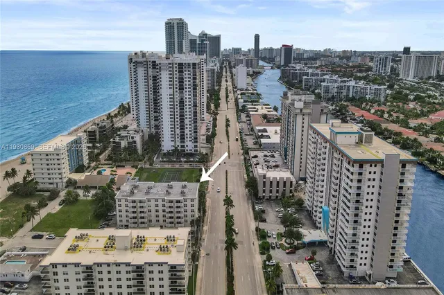$420,000 | 1901 South Ocean Drive, Unit 601, Hollywood, FL 33019