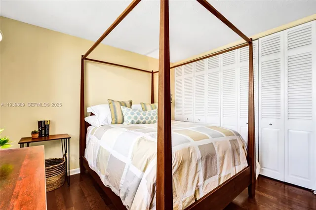 $420,000 | 1901 South Ocean Drive, Unit 601, Hollywood, FL 33019