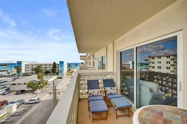 $420,000 | 1901 South Ocean Drive, Unit 601, Hollywood, FL 33019