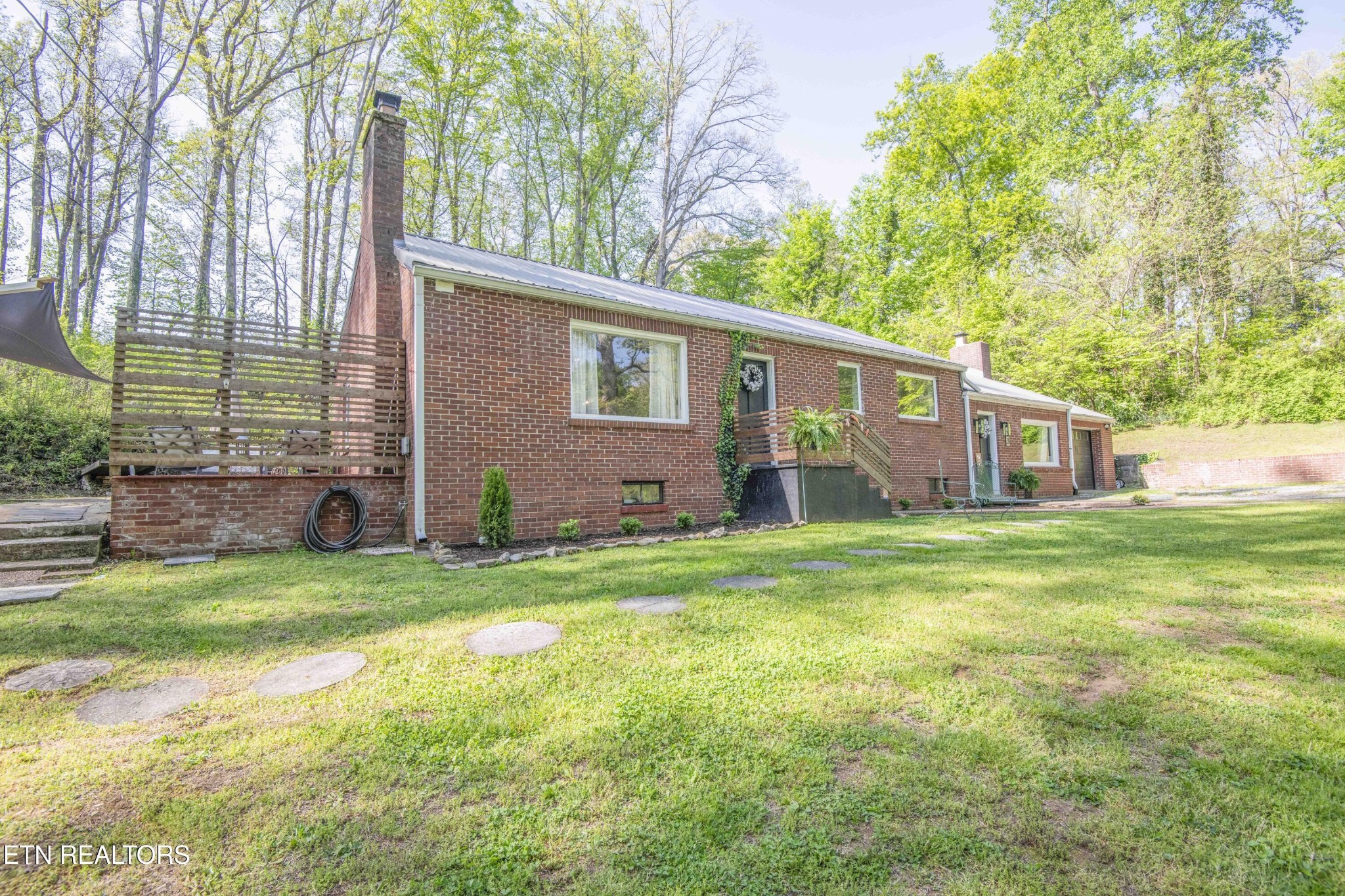 633 River Road Loudon, TN 37774 - Photo 5 of 49 Gallery Image 5