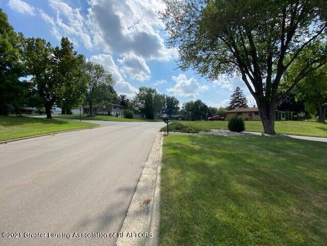 4754 River Ridge Drive Lansing, MI 48917 - Photo 46 of 46 street view west