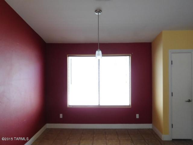 4666 South Valley Road Tucson, AZ 85714 - Photo 7 of 27