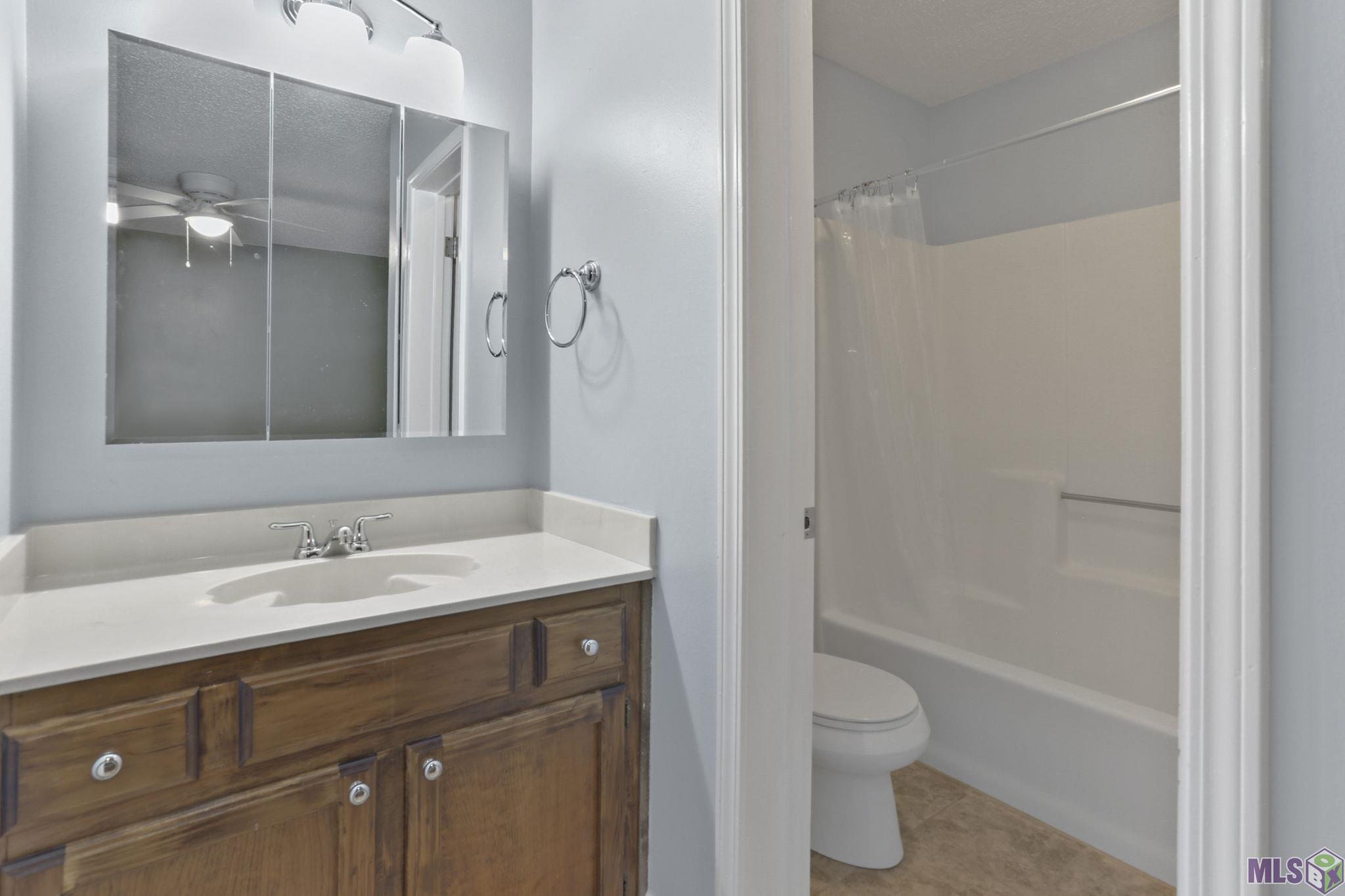 954 Ridgepoint Court, Unit 15D Baton Rouge, LA 70810 - Photo 9 of 12