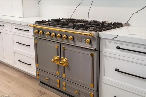 a close view of stove top oven
