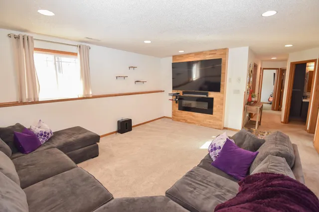 $370,000 | 3016 23rd Avenue South, Fargo, ND 58103