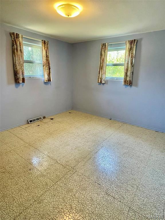 123 Dee Street Moro, IL 62067 - Photo 13 of 18
