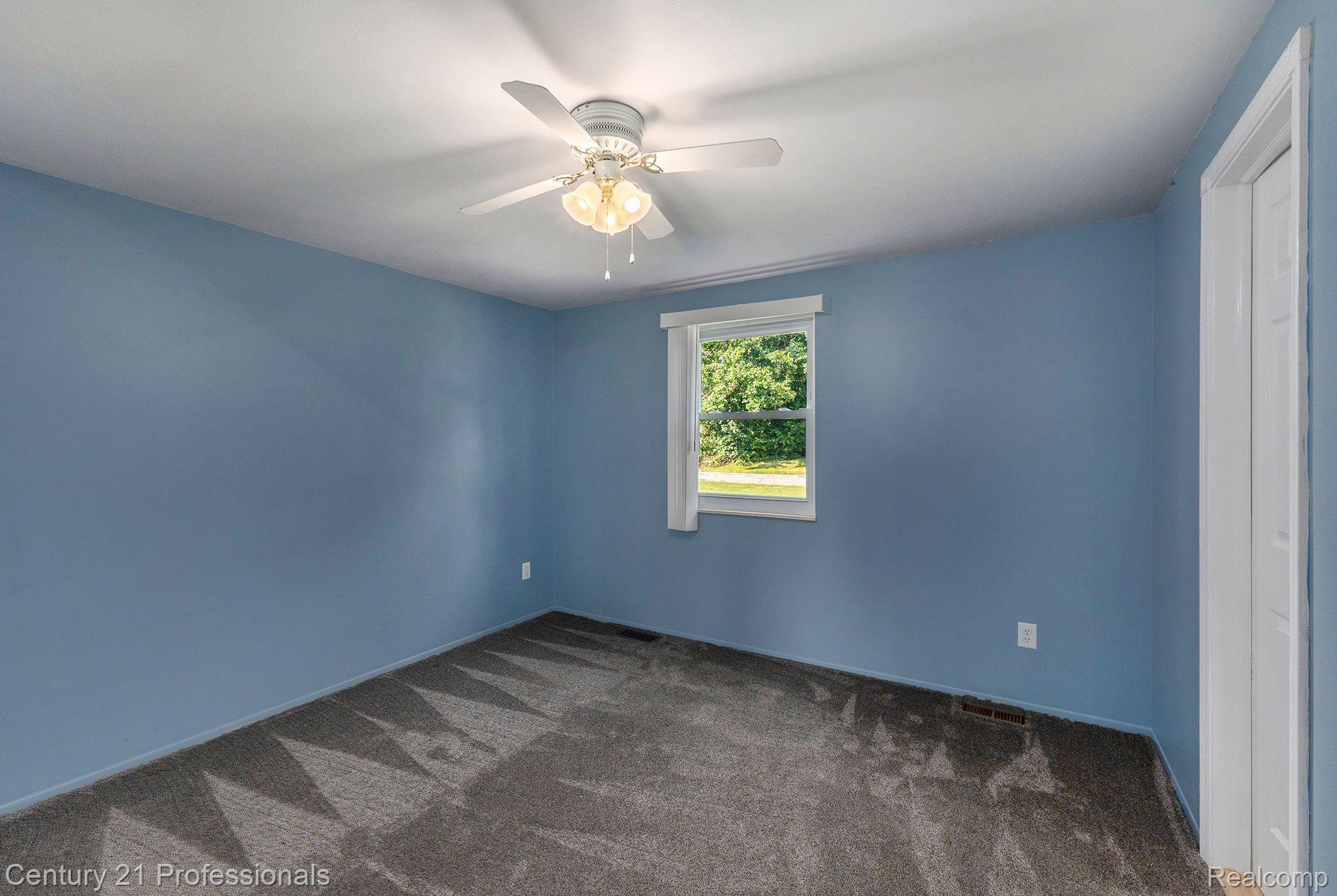3857 Rohr Road Lake Orion, MI 48359 - Photo 9 of 31 bedroo