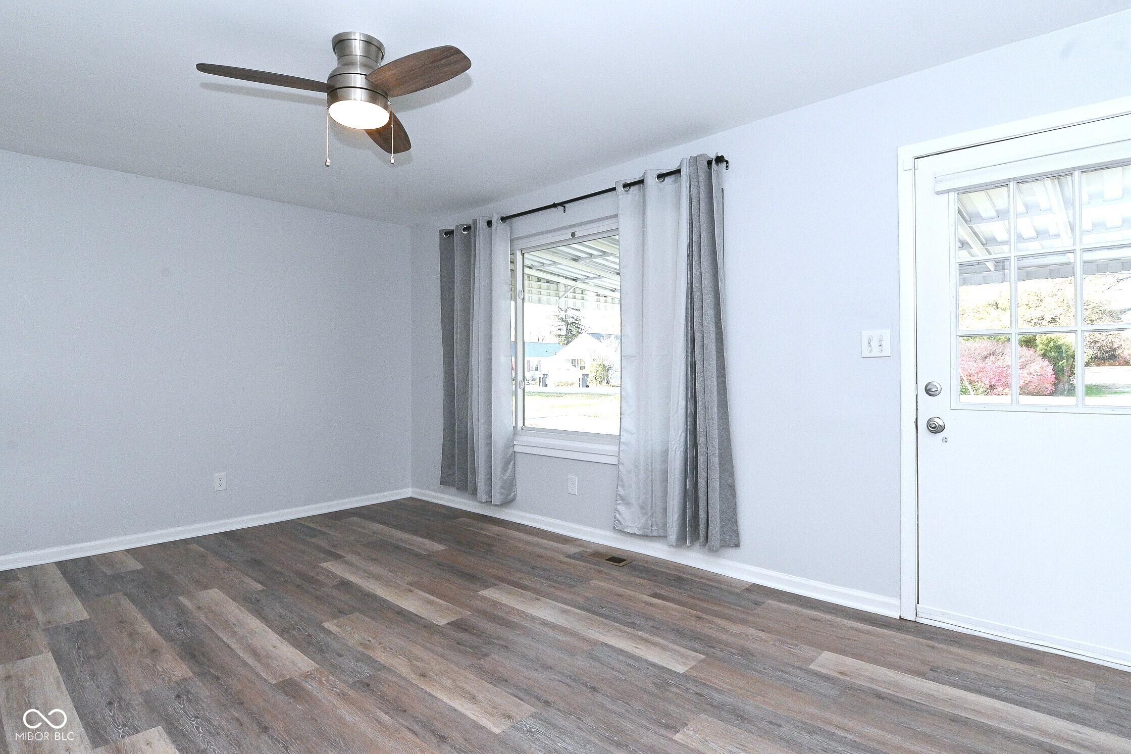 3211 Guion Road Indianapolis, IN 46222 - Photo 4 of 24 Gallery Image 4