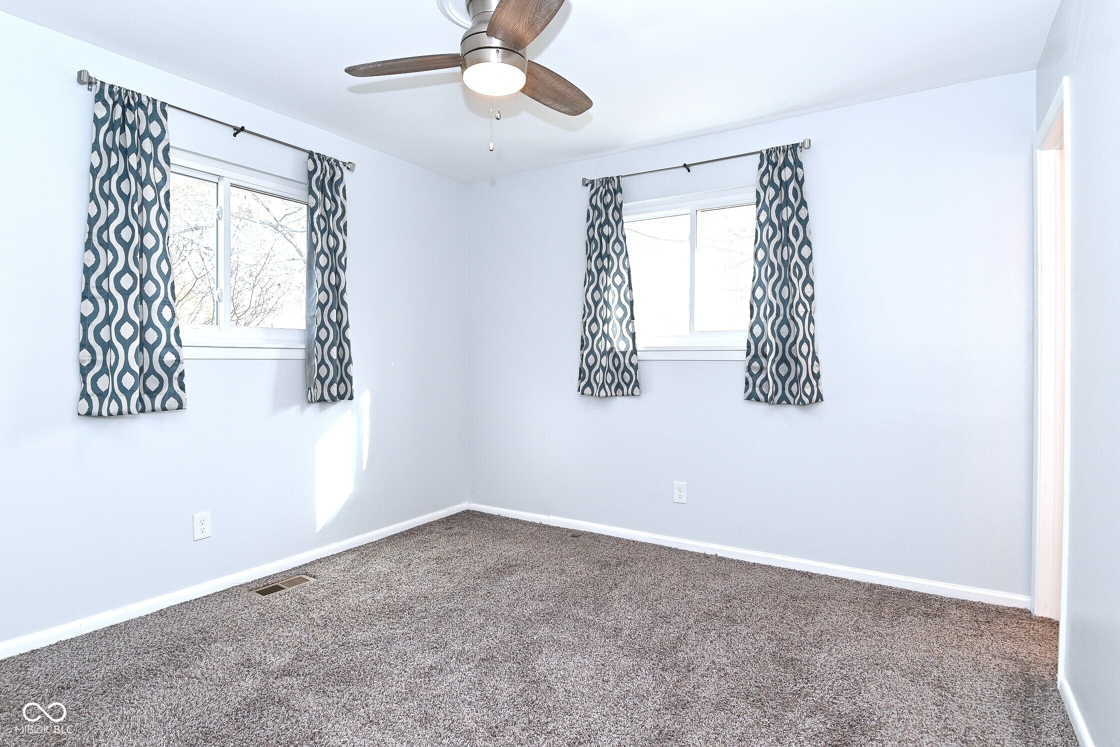 3211 Guion Road Indianapolis, IN 46222 - Photo 10 of 24 Gallery Image 10