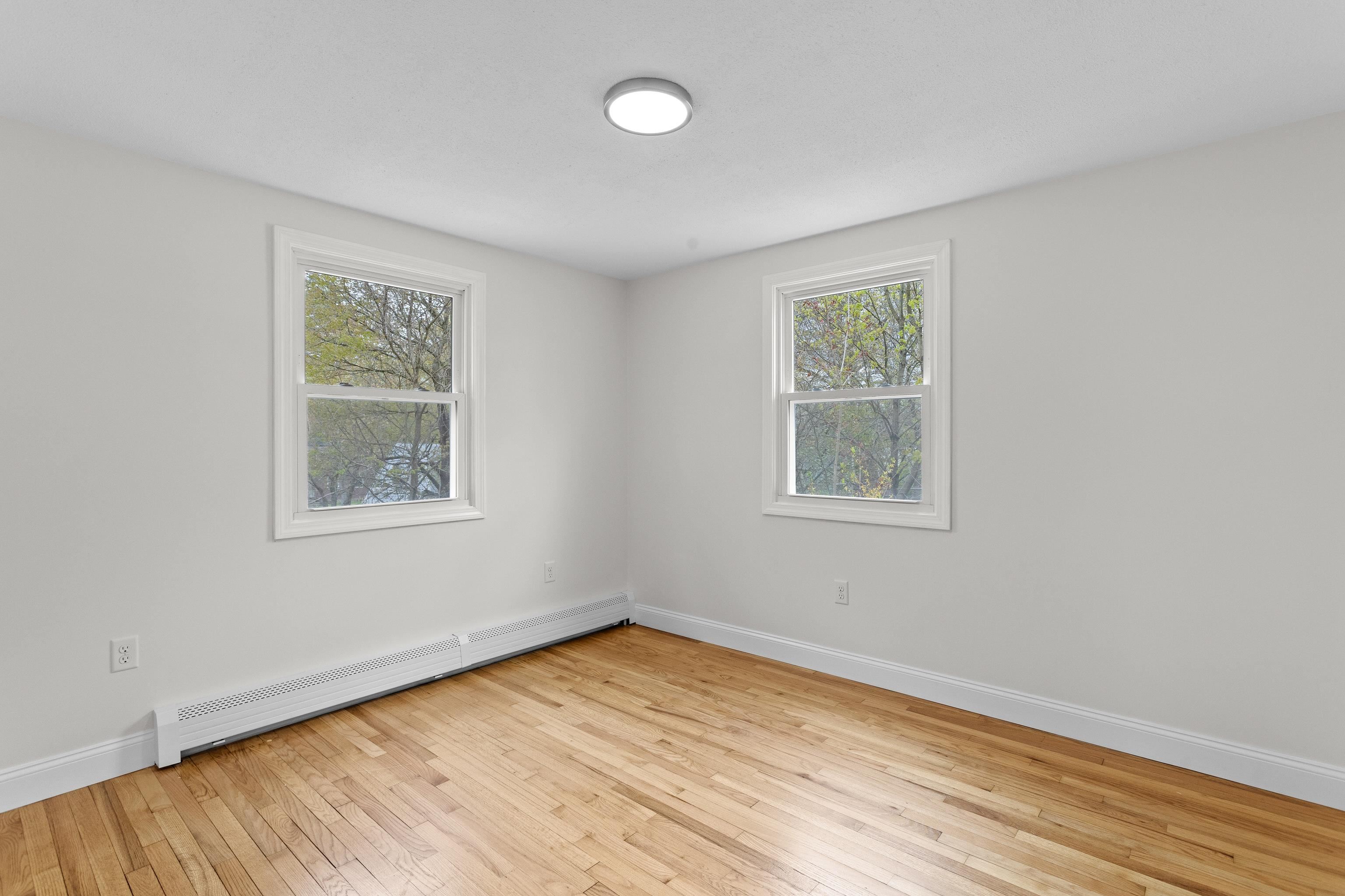 12 Hemlock Street Hudson, NH 03051 - Photo 26 of 48