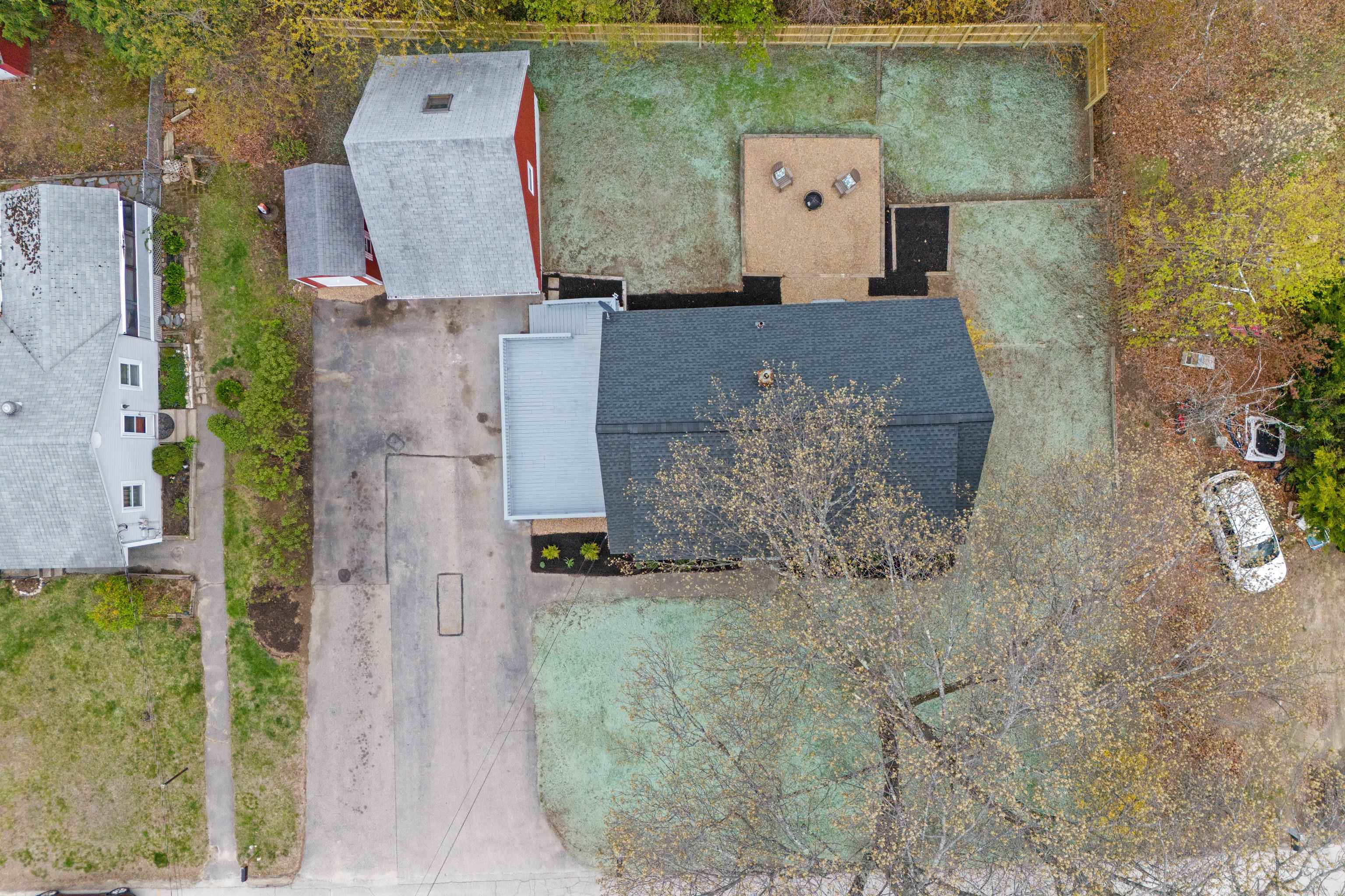 12 Hemlock Street Hudson, NH 03051 - Photo 10 of 48