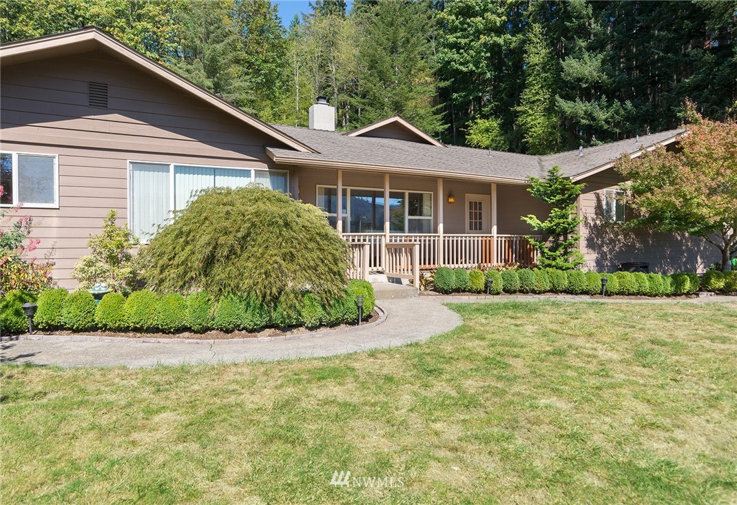 2892 Harris Street Road Kelso, WA 98626 - Photo 1 of 25