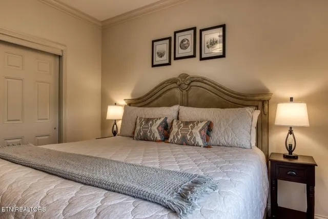 $689,000 | 446 Maggie Mack Lane, Sevierville, TN 37862