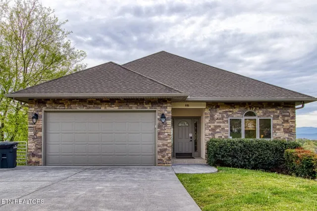 $689,000 | 446 Maggie Mack Lane, Sevierville, TN 37862