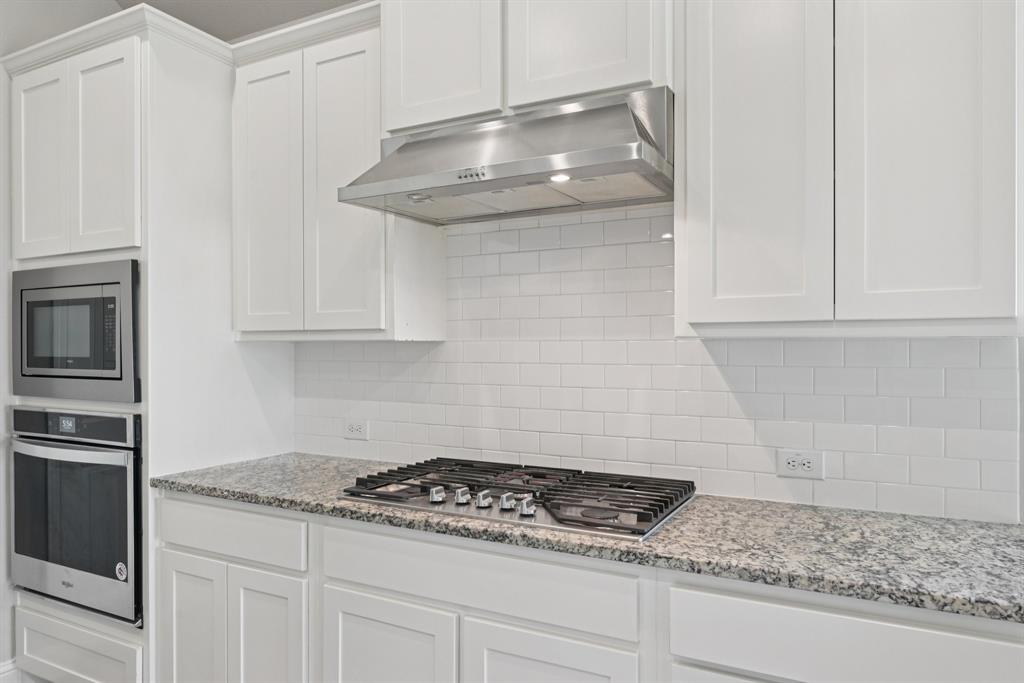 1709 Everitt Trail Fort Worth, TX 76052 - Photo 18 of 40