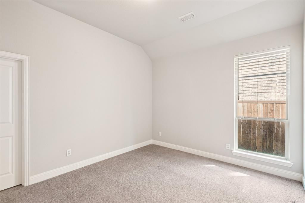 1709 Everitt Trail Fort Worth, TX 76052 - Photo 23 of 40