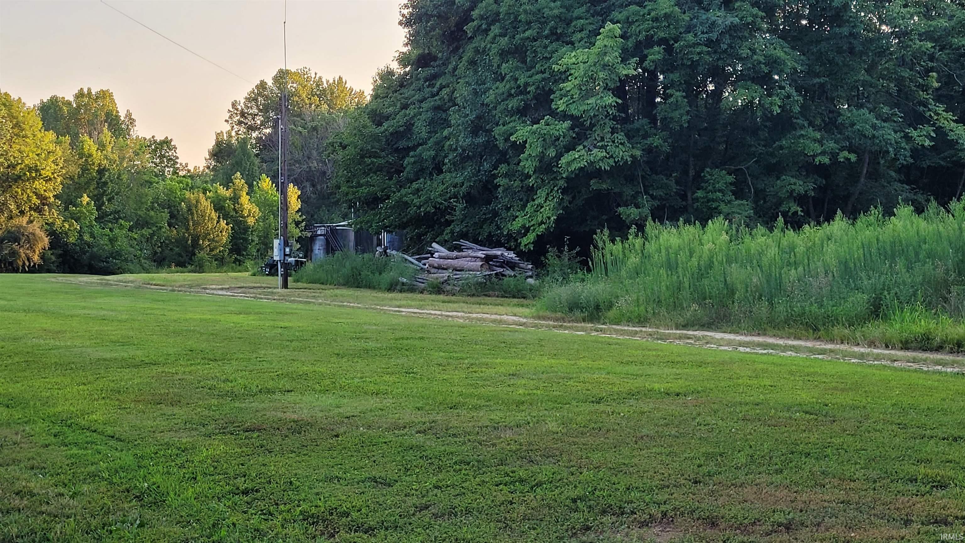 7183 Upton Road Mount Vernon, IN 47620 - Photo 2 of 12
