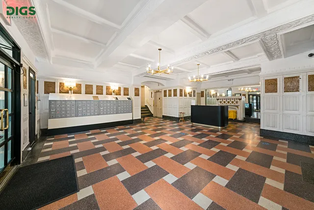 $450,000 | 50 Lefferts Avenue, Unit 3D | Prospect Lefferts Gardens