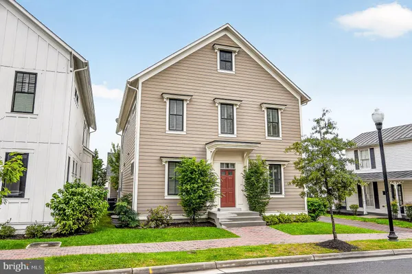 $1,274,900 | 643 Jefferson Street, Herndon, VA 20170