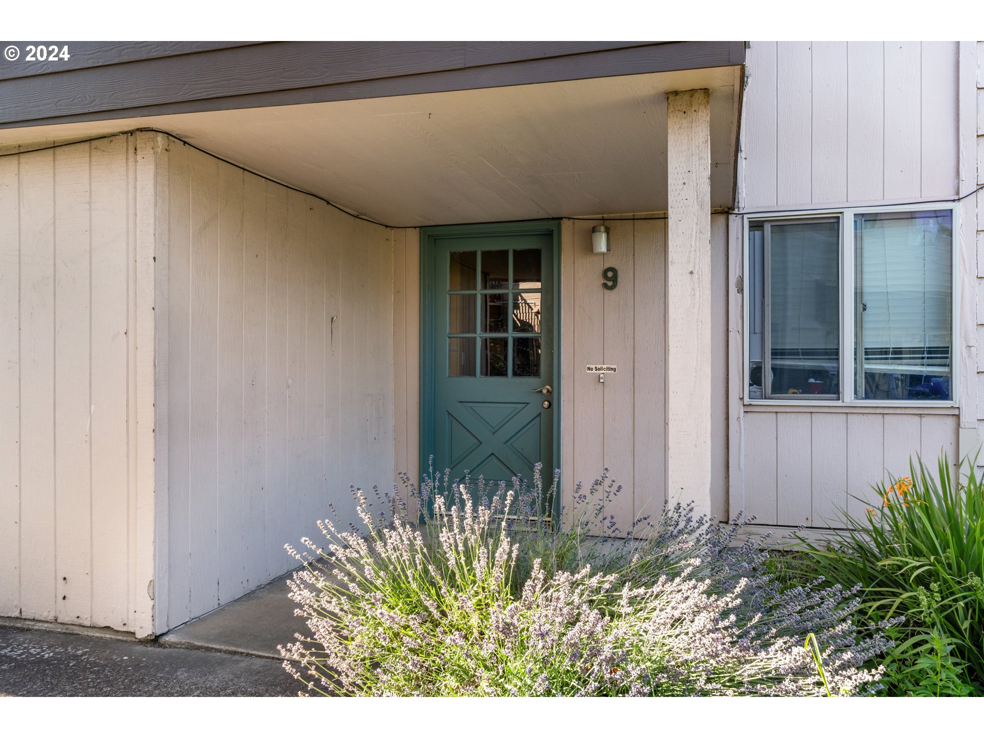 2727 Gateway Street, Unit 9 Springfield, OR 97477 - Photo 2 of 11 Gallery Image 2