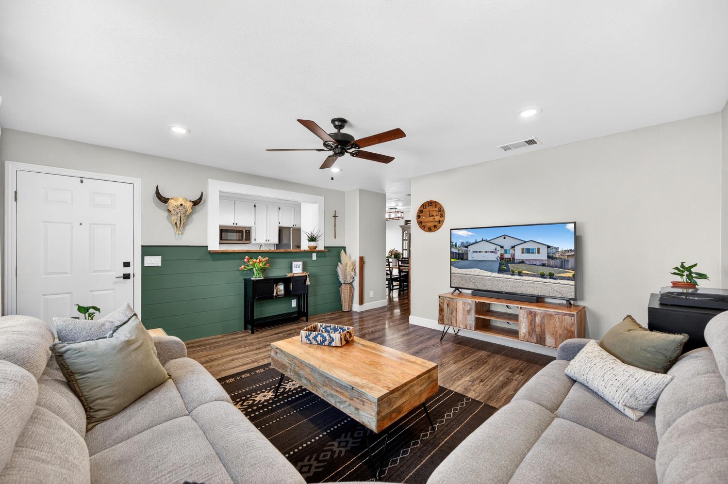 2320 Pintail Lane Placerville, CA 95667 - Photo 7 of 44