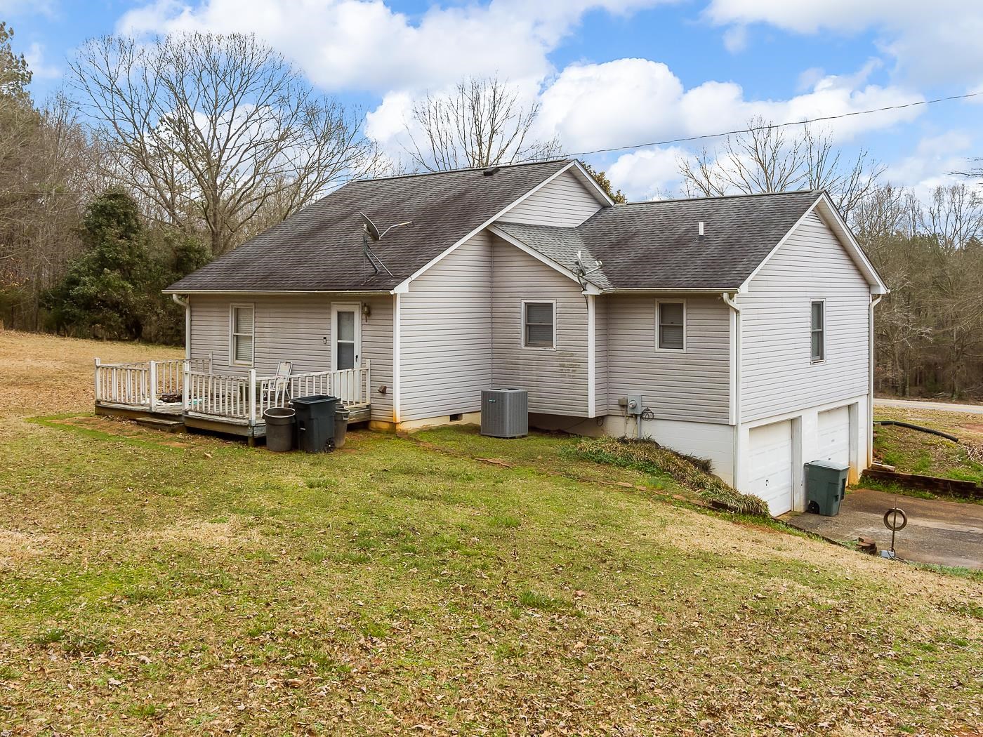 1038 State Rd S-42-90 Pauline, SC 29374 - Photo 16 of 26