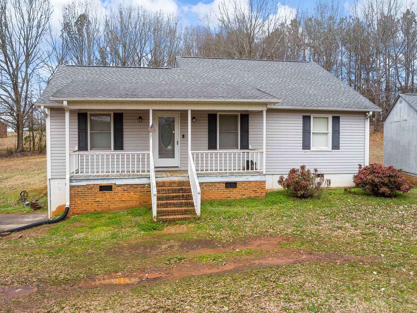 1038 State Rd S-42-90 Pauline, SC 29374 - Photo 2 of 26