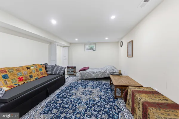 $2,995 | 4300 Howard Road, Beltsville, MD 20705