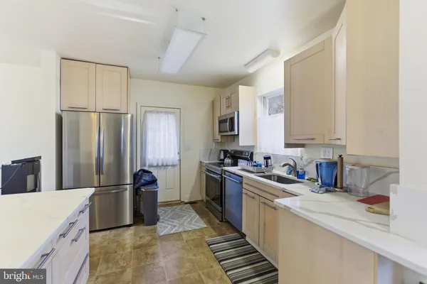 $2,995 | 4300 Howard Road, Beltsville, MD 20705