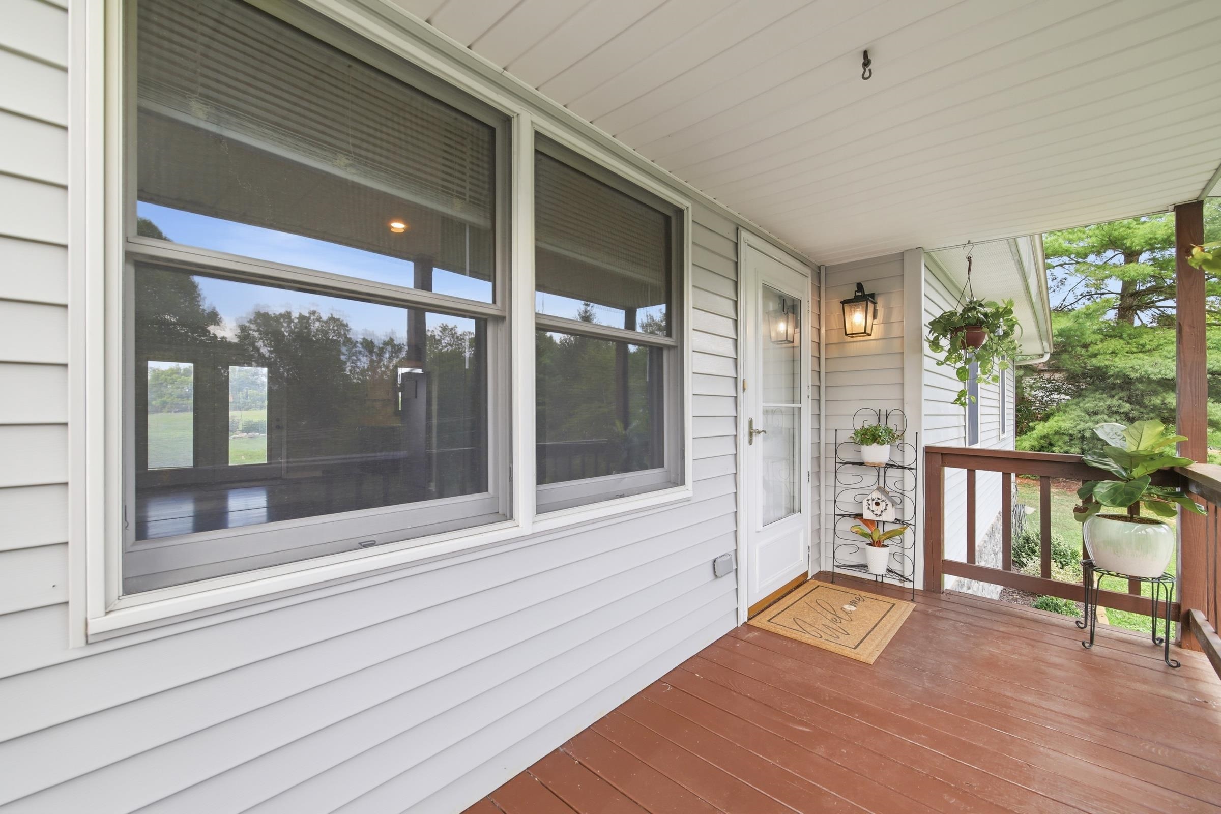 2756 Ridge Hollow Road Edinburg, VA 22824 - Photo 6 of 52 Gallery Image 6