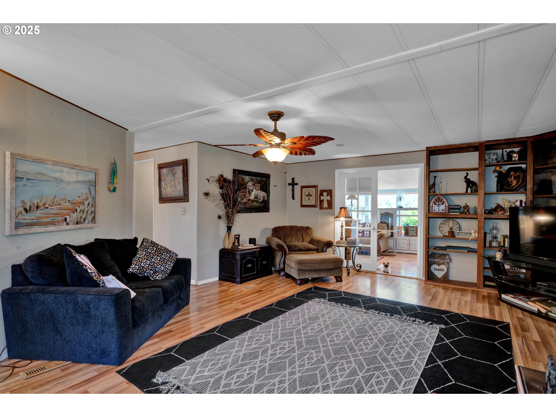 433 Myeena Loop Florence, OR 97439 - Photo 5 of 35