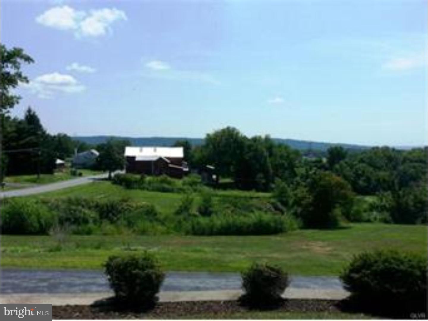 7644 Corning Road Zionsville, PA 18092 - Photo 7 of 20 Gallery Image 7
