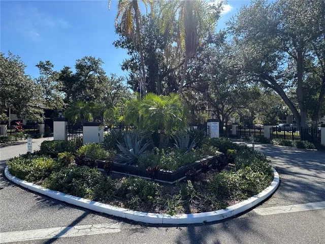 $109,900 | 19505 Quesada Avenue, Unit EE201, Port Charlotte, FL 33948