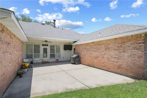 $420,000 | 751 Rue Marseille, Mandeville, LA 70471