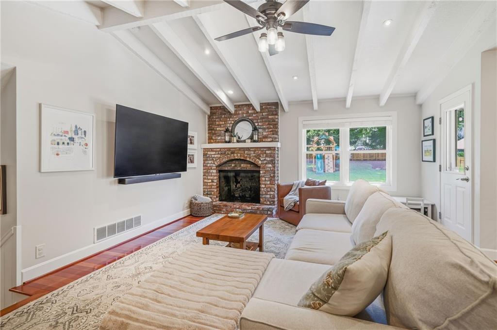 12625 Overbrook Road Leawood, KS 66209 - Photo 21 of 55 Gallery Image 21