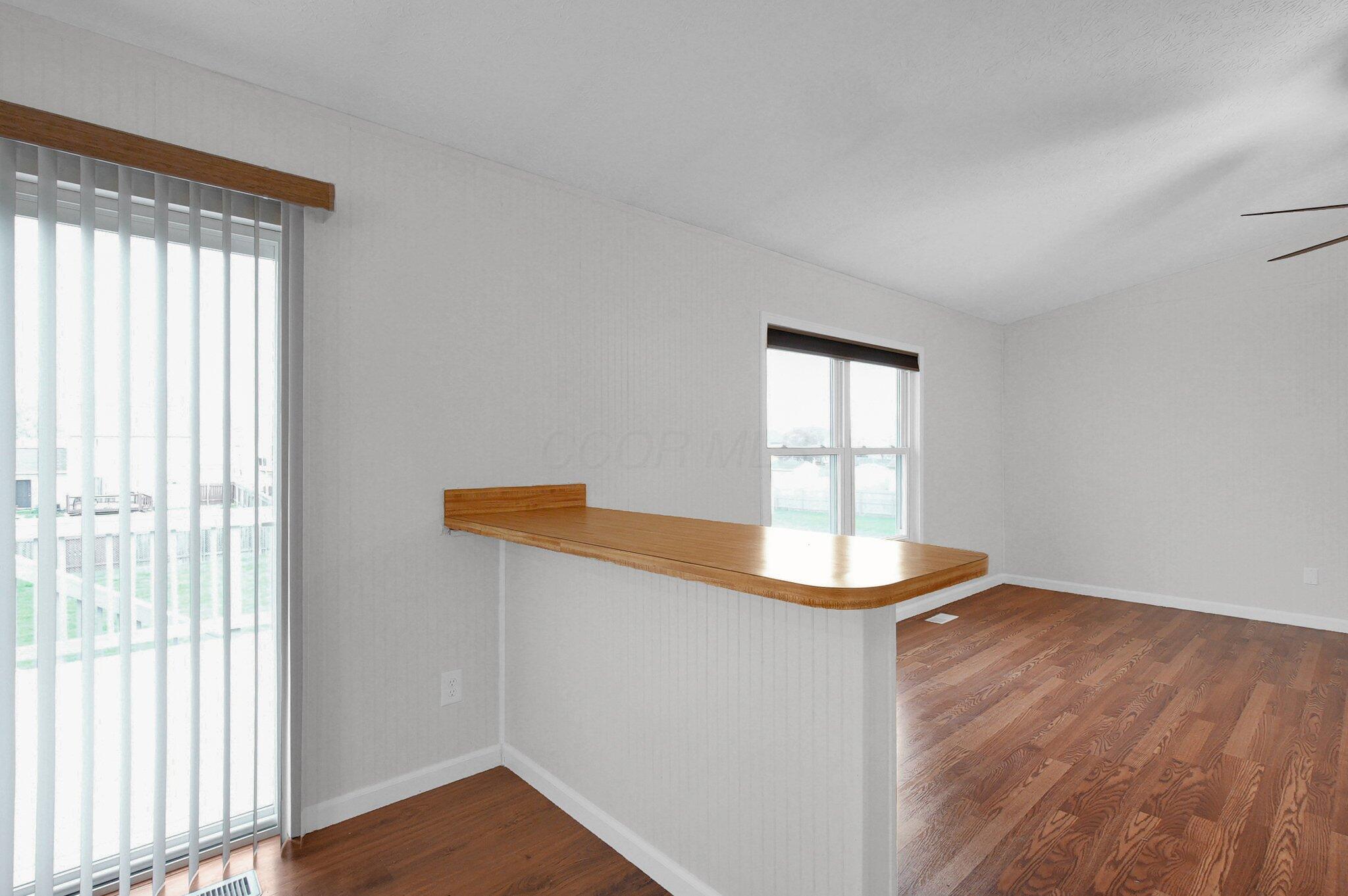 1174 Obetz Road Columbus, OH 43207 - Photo 4 of 17 Eat Space 1-1