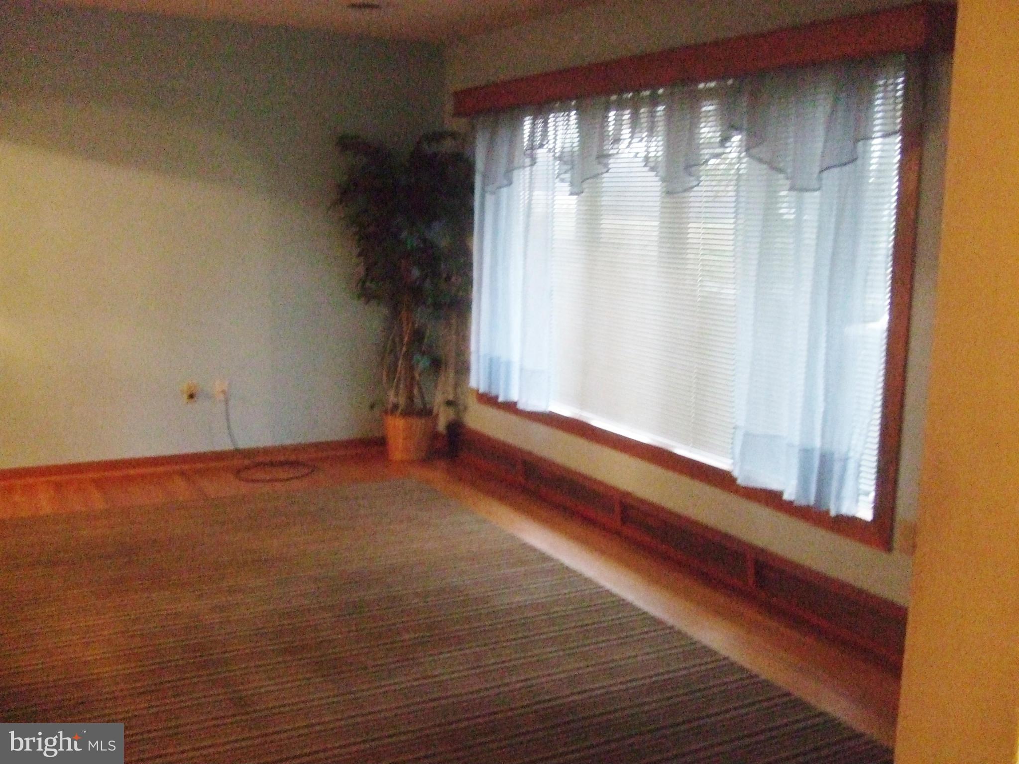 75 Old Westminster Road Hanover, PA 17331 - Photo 11 of 20 Interior (General)