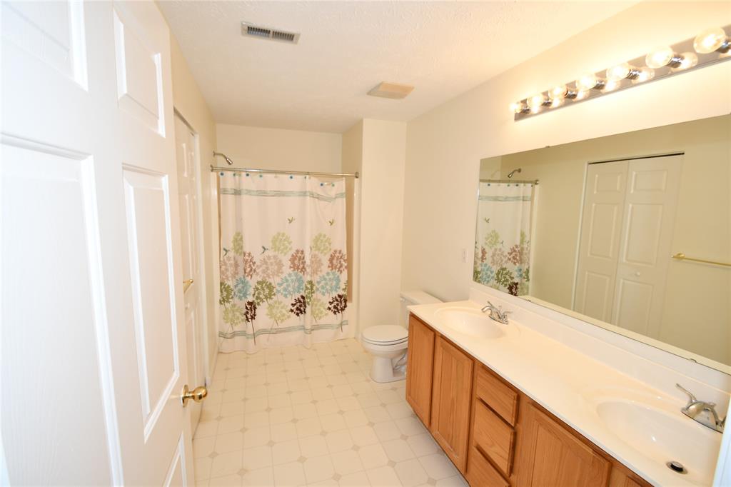 6554 D Rainer Way, Unit D Indianapolis, IN 46214 - Photo 11 of 22 Gallery Image 11