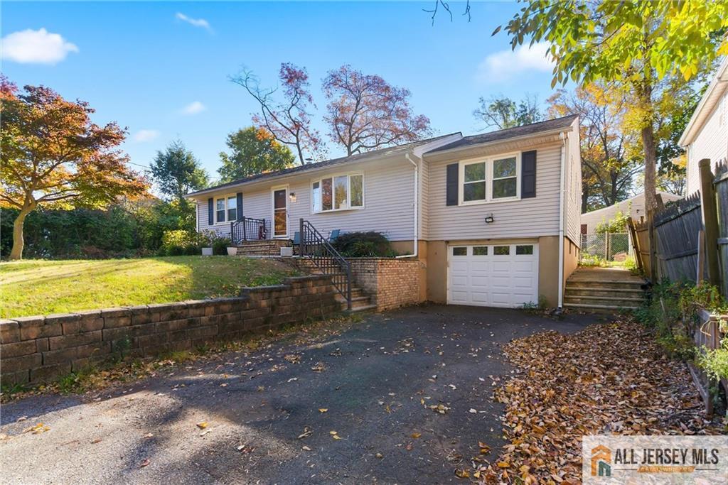 286 William Street Piscataway, NJ 08854 - Photo 3 of 23 a view of a house with backyard and sitting area