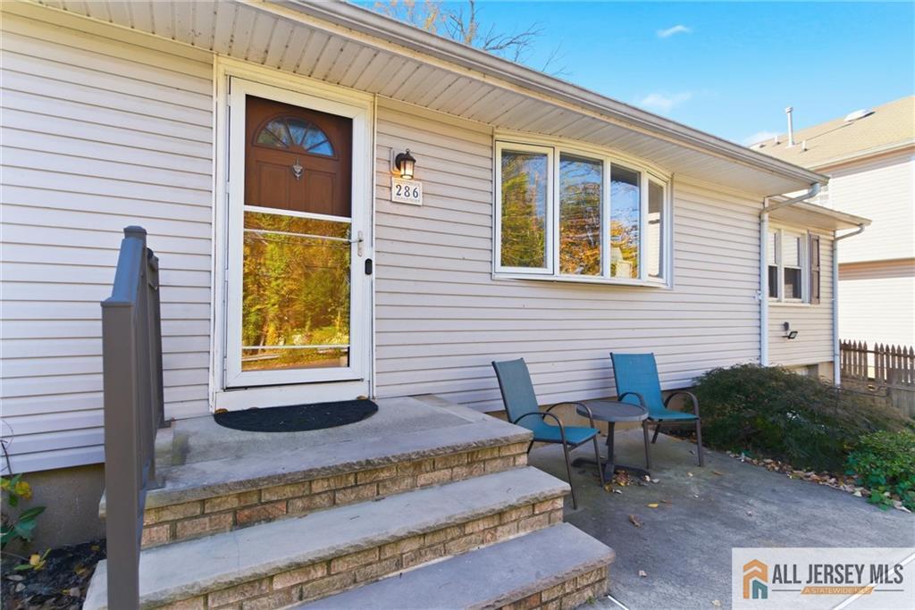 286 William Street Piscataway, NJ 08854 - Photo 4 of 23 a view of a house with backyard and sitting area