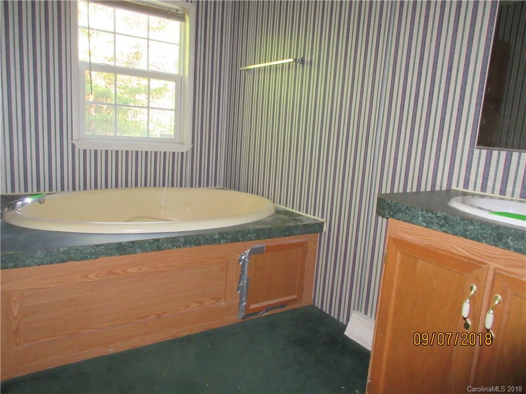175 Williston Drive Rutherfordton, NC 28139 - Photo 6 of 13 Gallery Image 6