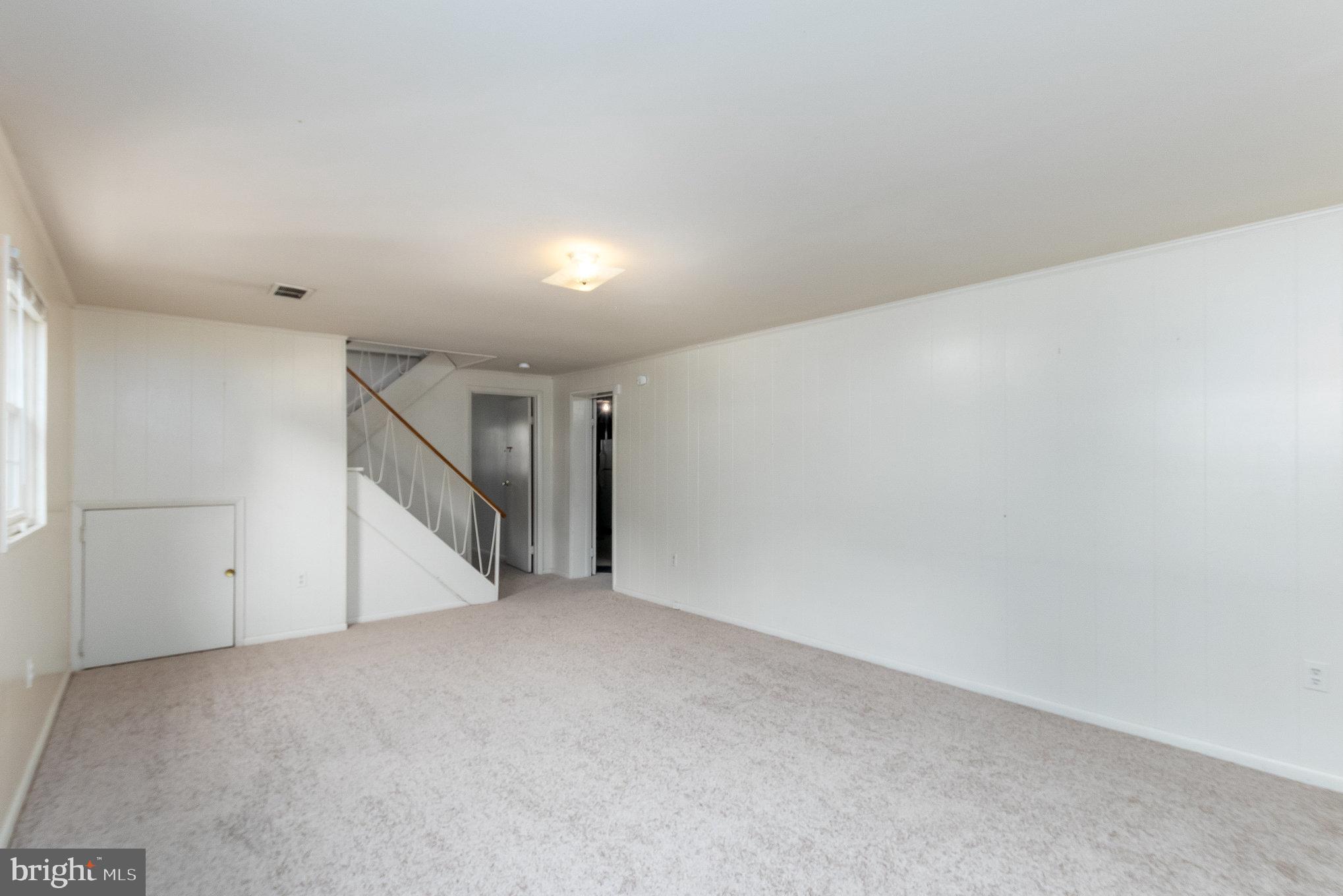 6307 Greeley Boulevard Springfield, VA 22152 - Photo 14 of 31