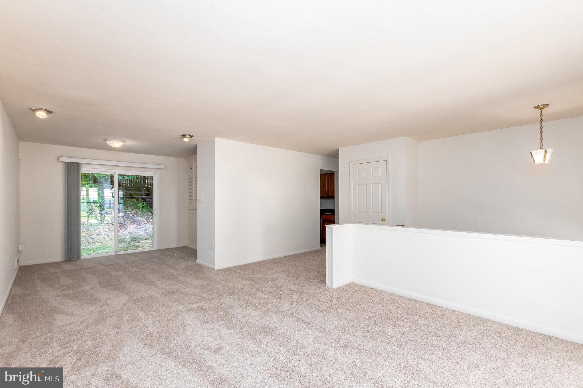 6307 Greeley Boulevard Springfield, VA 22152 - Photo 4 of 31