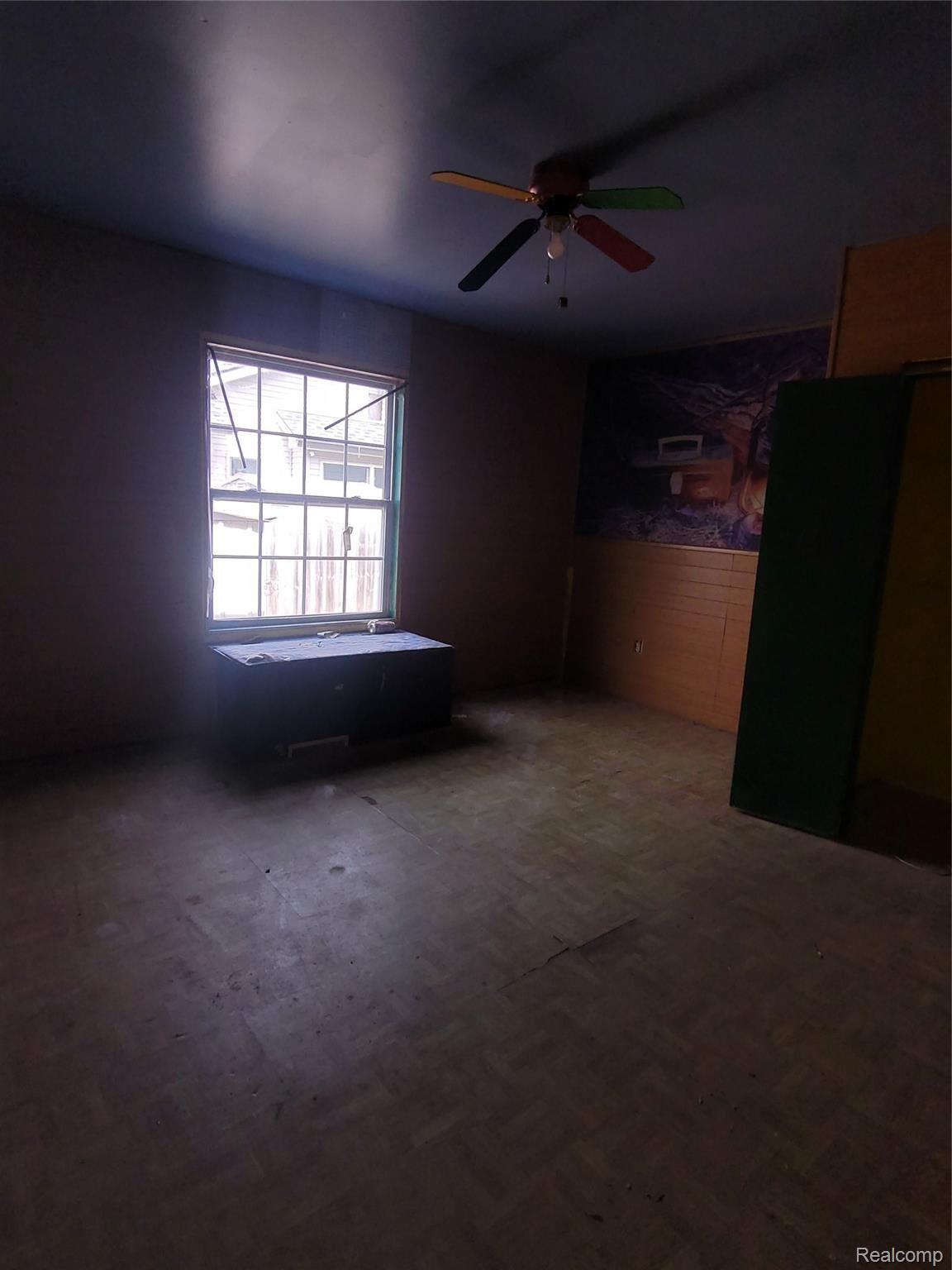 2720 Beach Road Port Huron, MI 48060 - Photo 20 of 22 20220420_144059.jpg