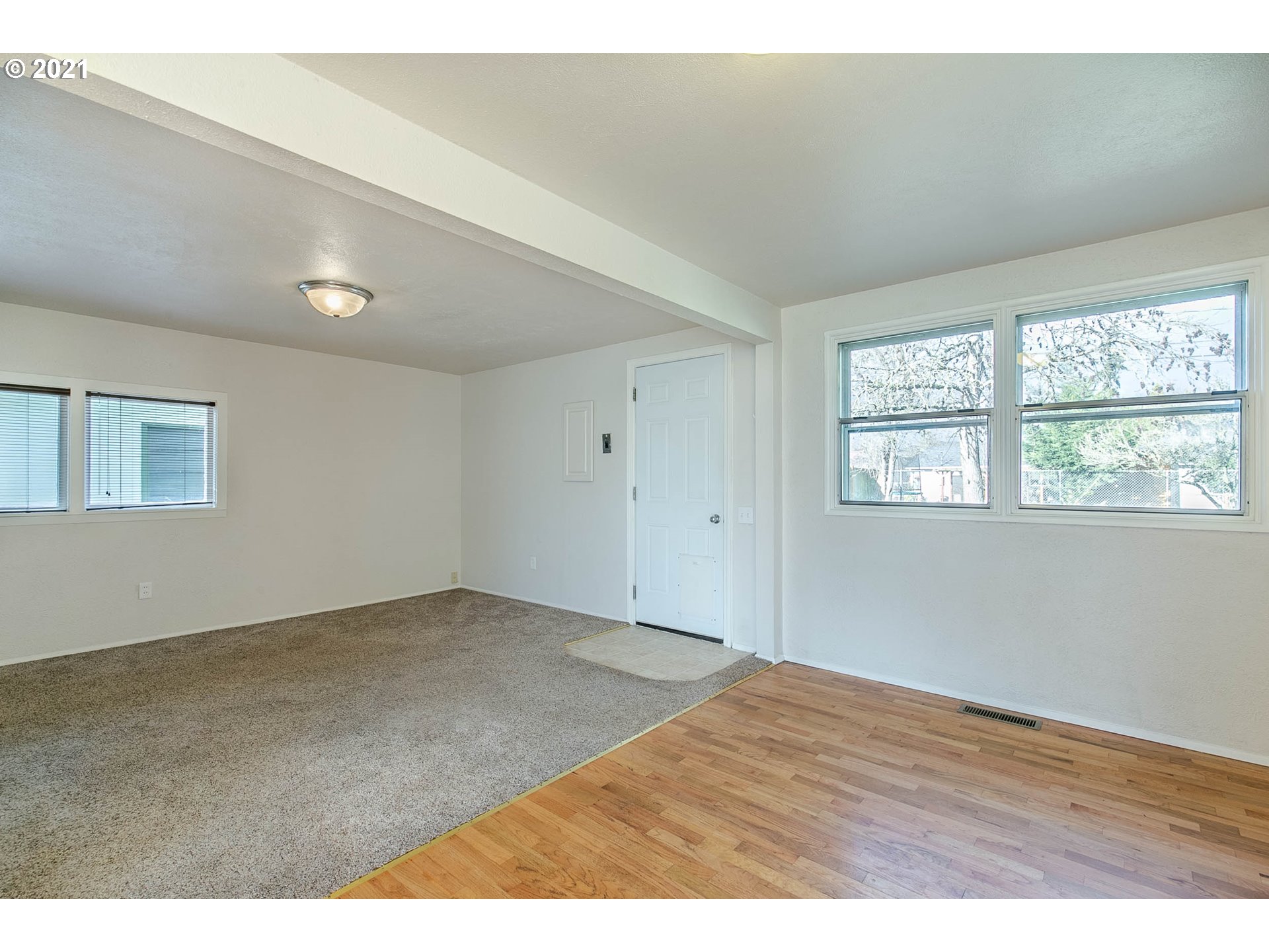 1242 Olympic Street Springfield, OR 97477 - Photo 15 of 32